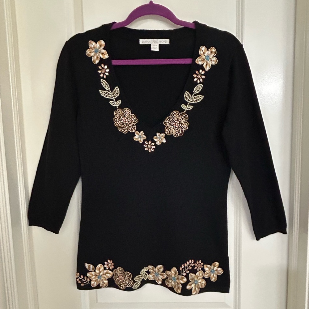 Boston Proper Embellished Sweater Size Medium